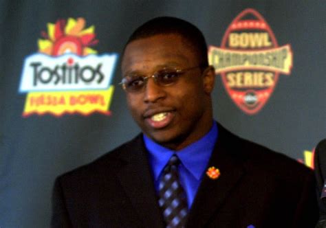 Doss Inducted Into College Football Hall Of Fame News Talk 1480 Whbc