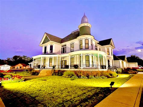 Erickson-Rochon & Nash Funeral Homes, Inc. - At Erickson-Rochon & Nash