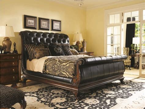 21 Marvelous Bedroom Designs With Sleigh Beds