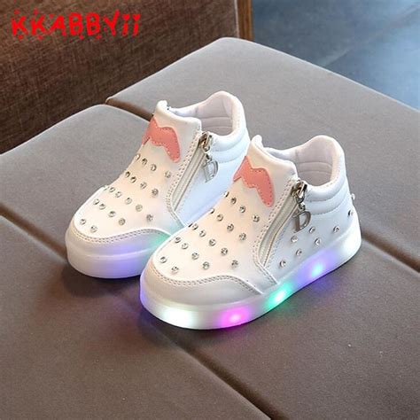 Venta Zapatillas Con Luces Para Nena En Stock