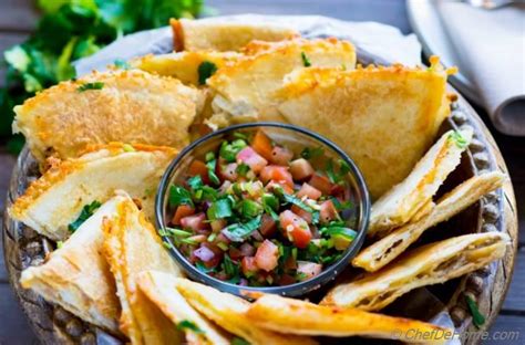 Cheesy Baked Tortilla Chips Recipe