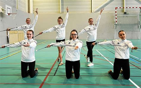 À Plourivo le club de twirling au championnat du monde Le Télégramme