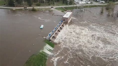 Thousands Evacuated In Michigan As Emergency Declared After Dams Burst