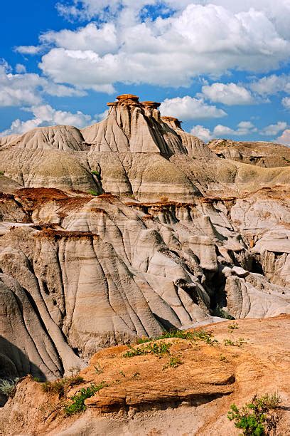 Top 60 Canadian Badlands Stock Photos, Pictures, and Images - iStock