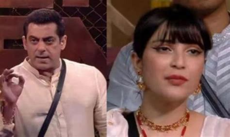 Bigg Boss Salman Gives Khanzaadi An Earful Over A Fight With