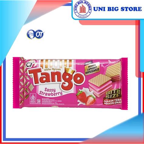 Jual Tango Wafer Sassy Strawberry Gr Wafer Stroberi Shopee Indonesia