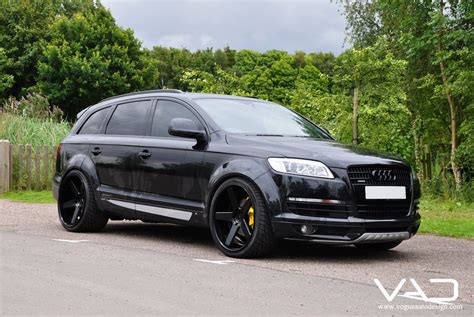 Blacked Out Audi Suv - AUGAO