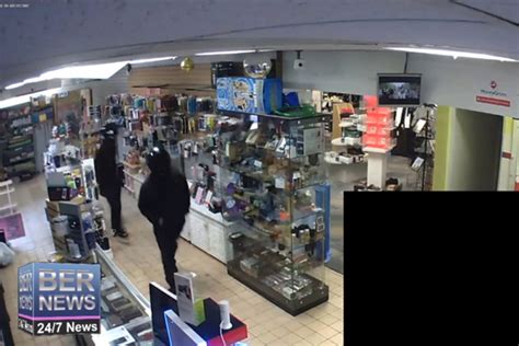 Video Extended Armed Robbery Cctv Footage Bernews