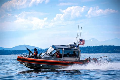 Dvids Images Coast Guard Participates In Parade Of Ships In Seattle