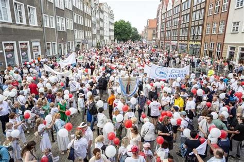 Marsz dla Życia i Rodziny w Gdańsku Tłumy szły ulicami miasta po raz