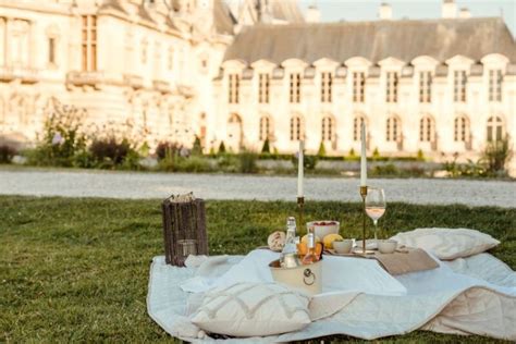 Le splendide pique nique en blanc de retour au château de Chantilly