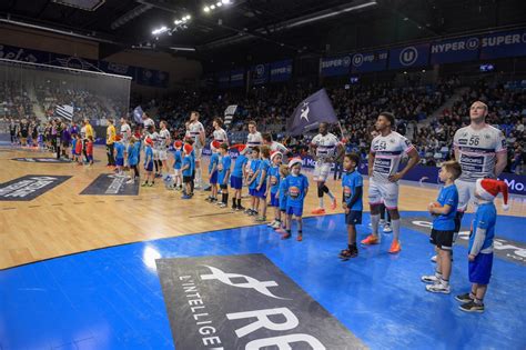 L AVANT MATCH UN DERNIER EFFORT Cesson Rennes Métropole Handball