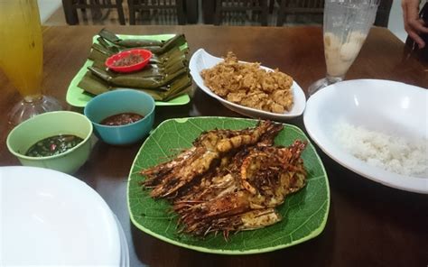 Ini Rekomendasi Tempat Santap Seafood Terlezat Di Cirebon