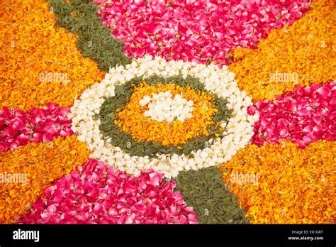 indian Festival diwali Rangoli Stock Photo - Alamy