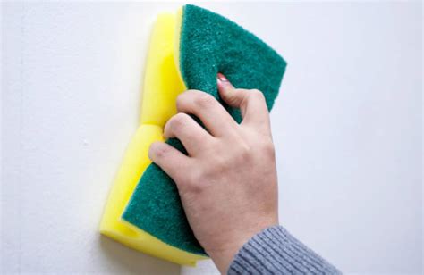 How to Remove Wallpaper Glue from Walls? [How-to Guide]