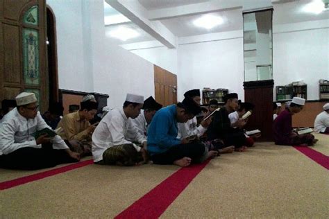 Pesantren Al Hikam Malang Pesantren LADUNI ID Layanan Dokumentasi