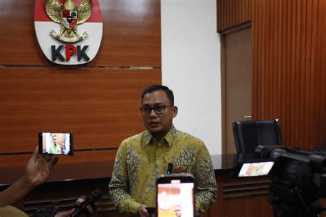 Kpk Geledah Kantor Kemensos Cek Dugaan Korupsi Beras Bansos Nasional