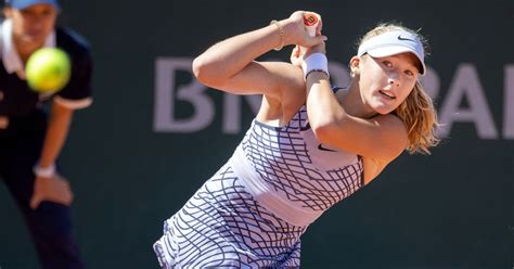 Mirra Andreeva defeats Osorio to qualify for Roland Garros