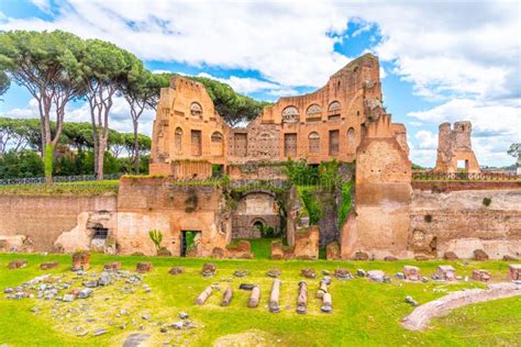 Estadio De Palatine Hip Dromo De Domitian Sitio Arqueol Gico De La