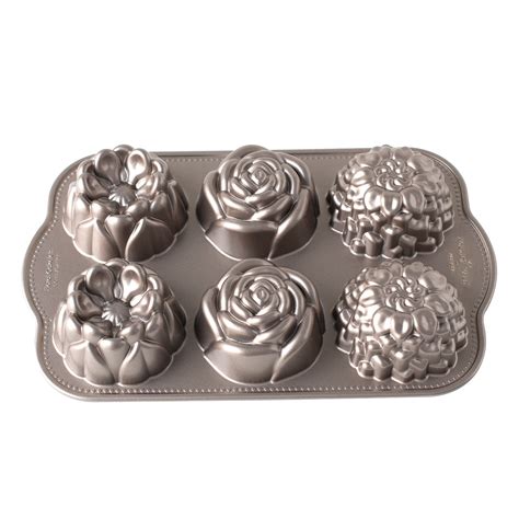 Floral Cakelet Pan Nordic Ware