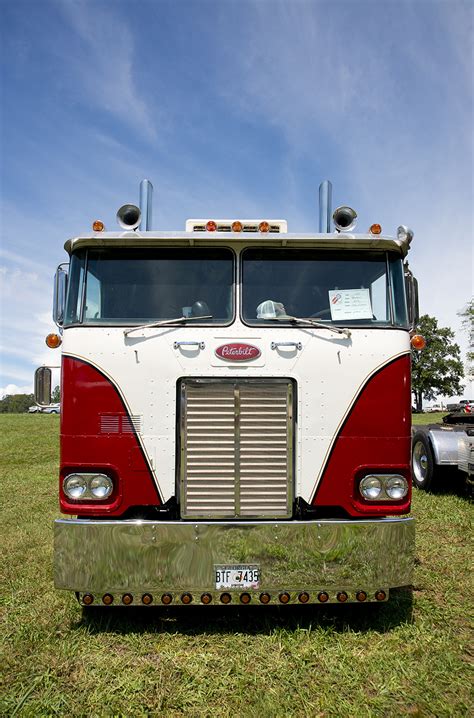 Head On With A 1977 Peterbilt 352 Cabover Flickr Photo Sharing