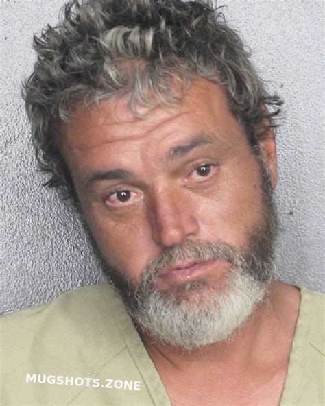 MCGLAMORY MATTHEW MARTIN 05 04 2023 Broward County Mugshots Zone