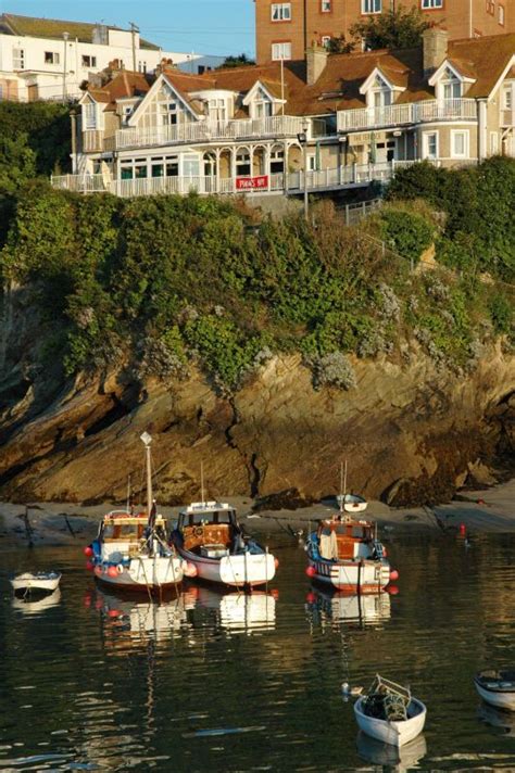 Newquay Harbour | Cornwall Guide Images