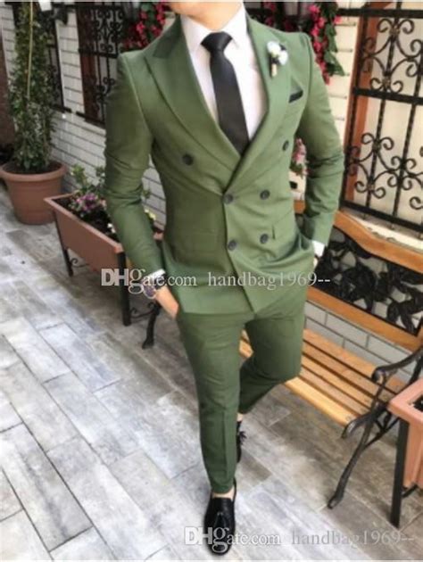 Classic Style Double Breasted Olive Green Groom Tuxedos Peak Lapel