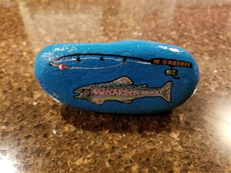 Trout And Fishing Pole 1 2018 Rock Art Rock Crafts Painted Rocks Diy