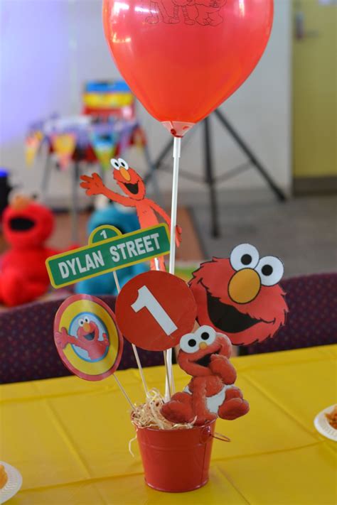 Elmo 1st birthday decorations | 99birthdaycard