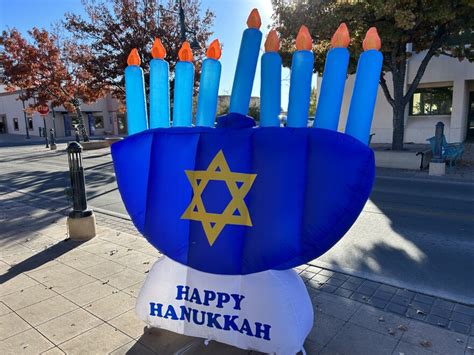 14th Chanukah on the Plaza 2023 draws large crowd | KRWG Public Media