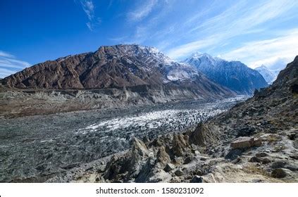 Beautiful Hopper Hopar Glacier On Sunny Stock Photo 1580231092 ...