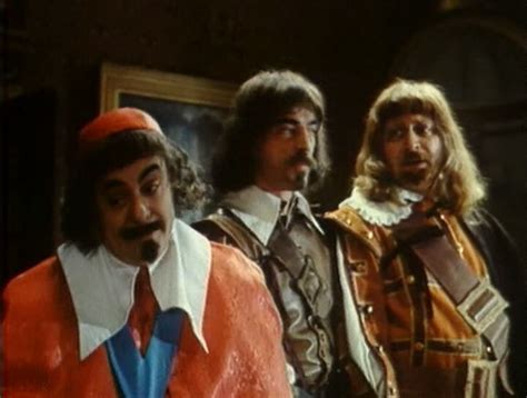 Фото: Мушкетеры 20 лет спустя / Скриншот сериала «Мушкетеры 20 лет ...