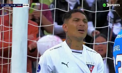 Ldu Vs Sao Paulo Paolo Guerrero Falló Increíble Ocasión De Gol En El