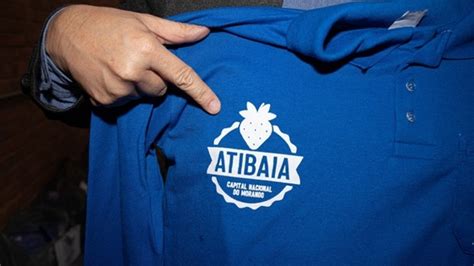 Prefeitura de Atibaia celebra conquista doação de uniformes