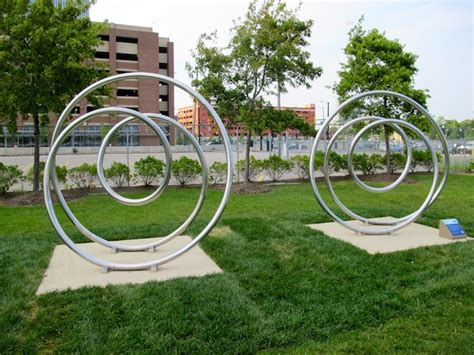 Art walk through Detroit’s Riverfront Park – Knight Foundation