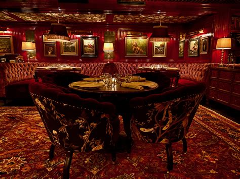 10 Romantic Speakeasies in Chicago for Date Night