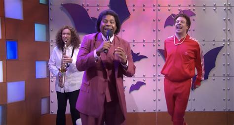 Jason Sudeikis And Kenan Thompson Brought Back SNL's What Up With That ...