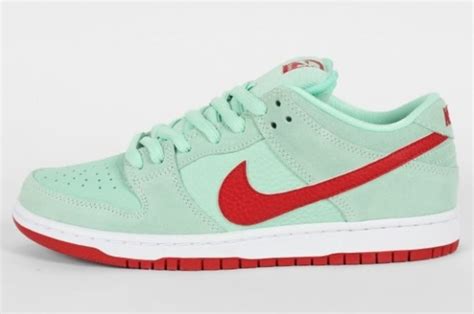 Nike Sb Dunk Low Medium Mintgym Red Complex