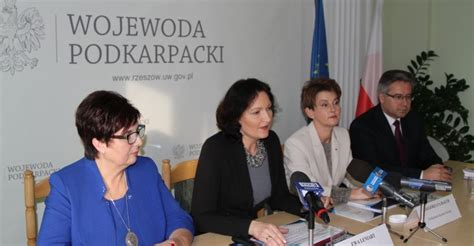 Zmiany W Systemie Edukacji Konferencja Prasowa Podkarpacki Urz D