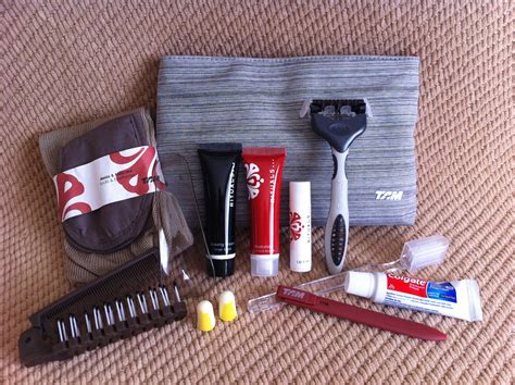 Business class amenities, Business class, Amenity kits