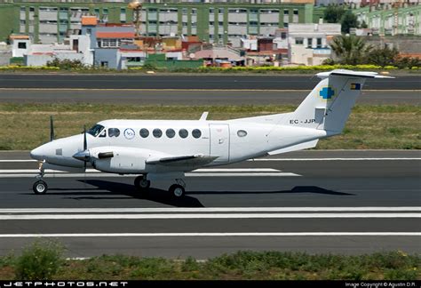 EC JJP Beechcraft B200 Super King Air Urgemer Canarias Agustin D