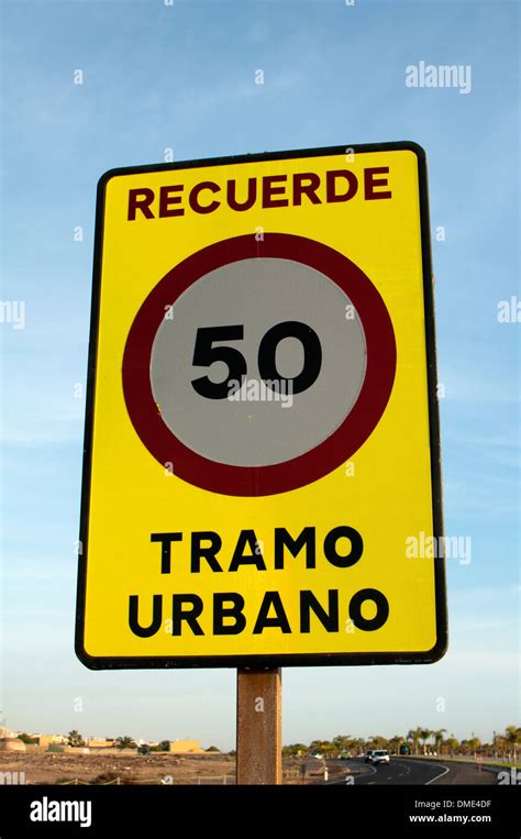 50 speed limit spain hi-res stock photography and images - Alamy