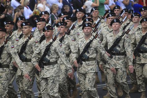 Polskie Odznaczenia Wojskowe Koledzyzwojska