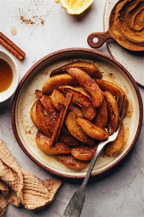 Caramelized Spiced Pears 8 Minutes Minimalist Baker