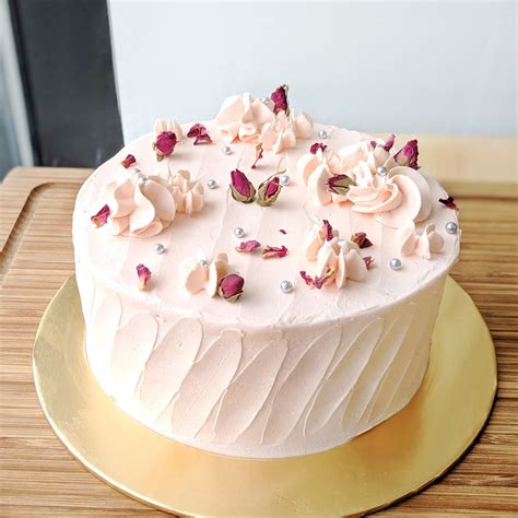 Lychee Rose Cake *Bestseller* – 25Grams Bakery