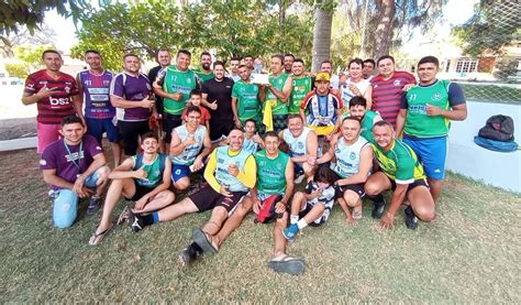 VÍDEO Tradicional pelada de futebol em Cajazeiras tem Minutos de