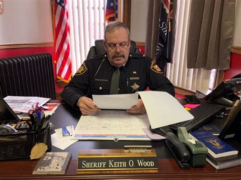 Former Ohio sheriff pleads guilty to theft in office