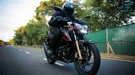 2020 Tvs Apache Rtr 200 4v Bs6 Review Feature Loaded Refinement