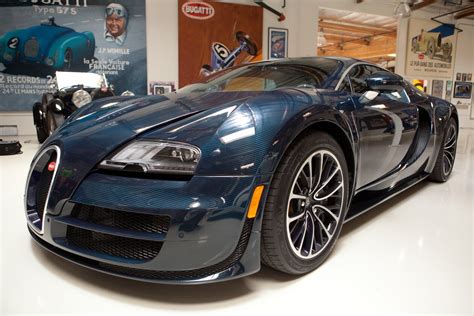 Jay Leno's Garage: Bugatti Veyron 16.4 Super Sport Photo: 307191 - NBC.com